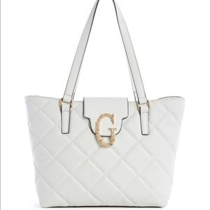 Guess roseburg quilted bag